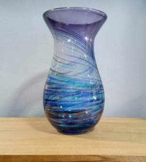 Vaso en cristal con tonalidades del color azul y morado Alt 8,5 cm